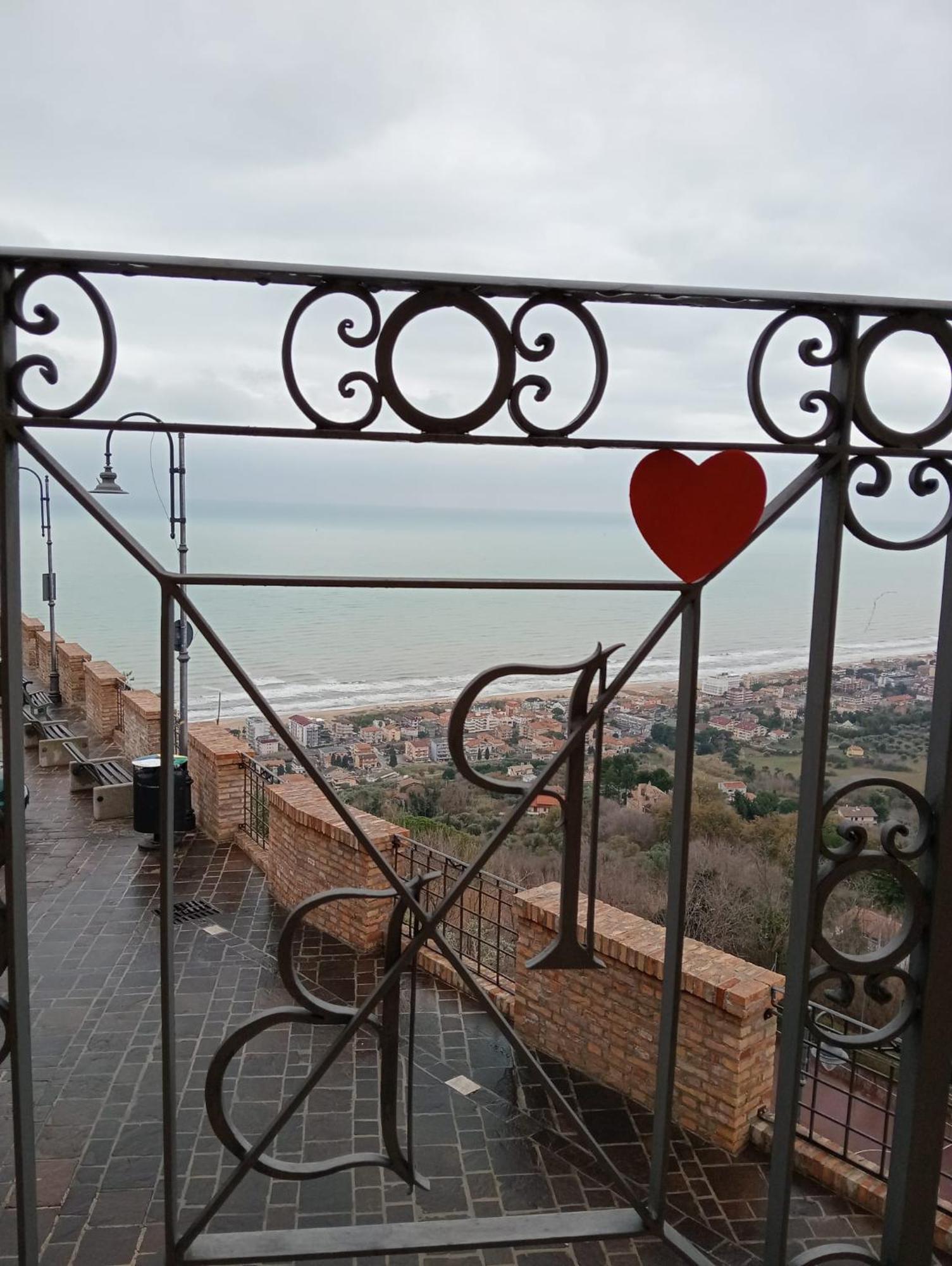 Anpemo Casa Vacanze Silvi Paese Exteriér fotografie
