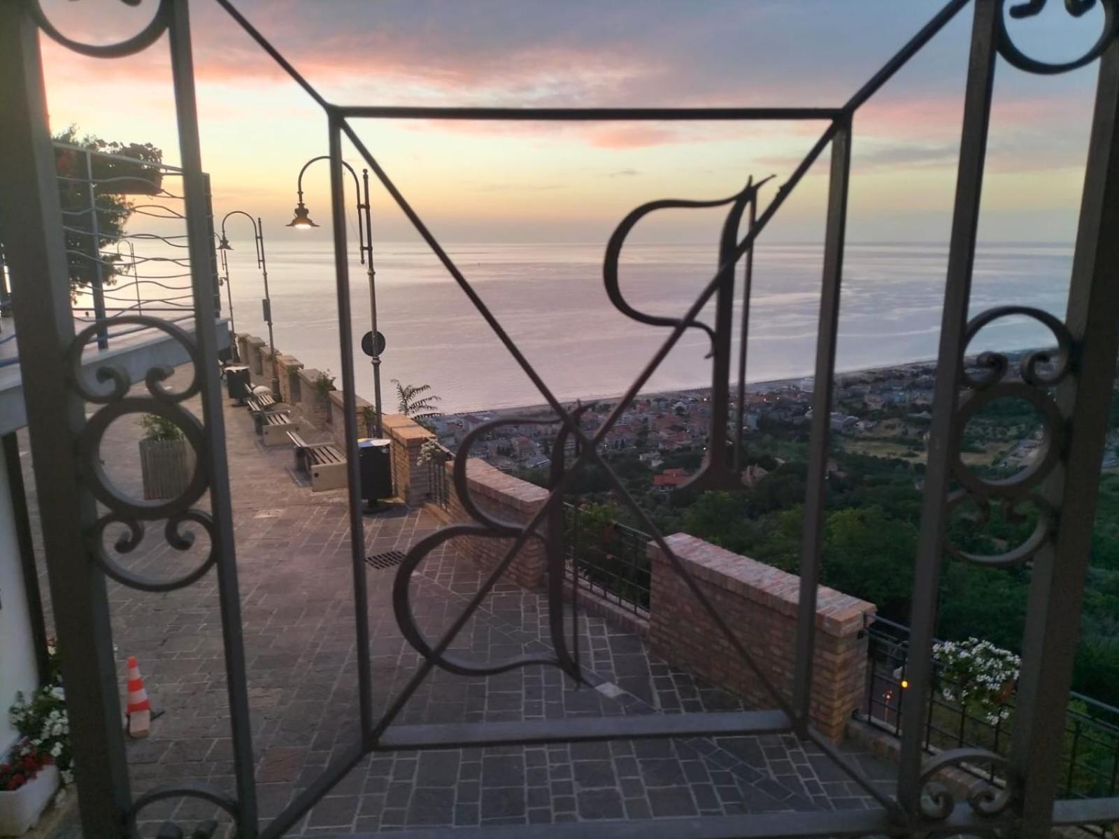 Anpemo Casa Vacanze Silvi Paese Exteriér fotografie
